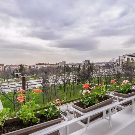 Apartament Elegant & Authentic, One Bedroom Apartment, National Palace Of Culture View Sofia